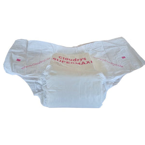 Cloudrys Supermaxi Windeln weiß adult diaper with high absorbency and soft plastic cover.